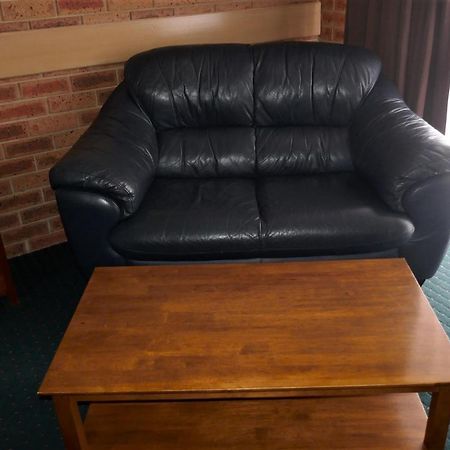 Colonial Motor Inn Bairnsdale Golden Chain Property Buitenkant foto