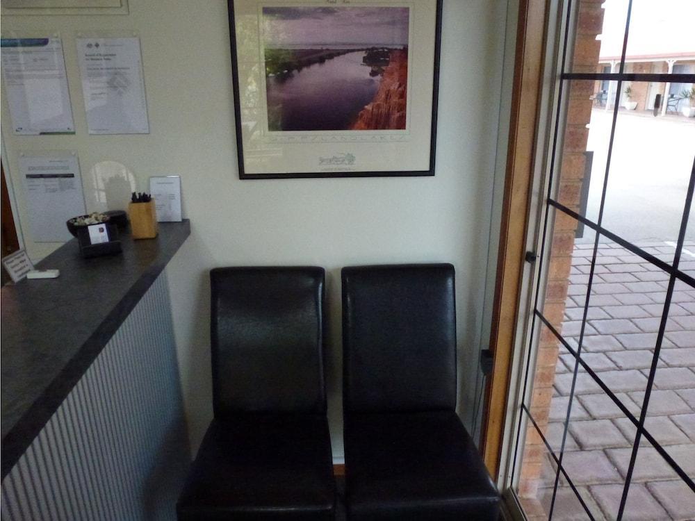 Colonial Motor Inn Bairnsdale Golden Chain Property Buitenkant foto