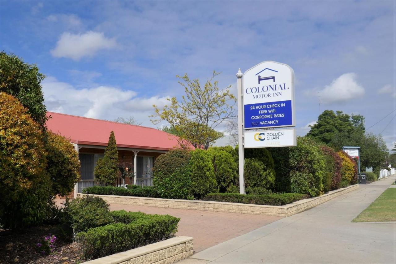 Colonial Motor Inn Bairnsdale Golden Chain Property Buitenkant foto